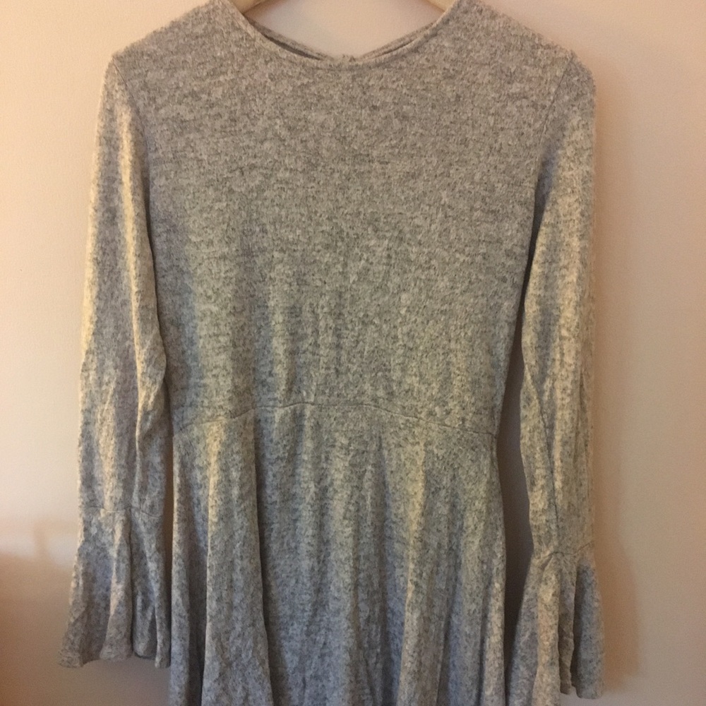 Francesca’s Alya Long Sleeve Pink Gray Dress